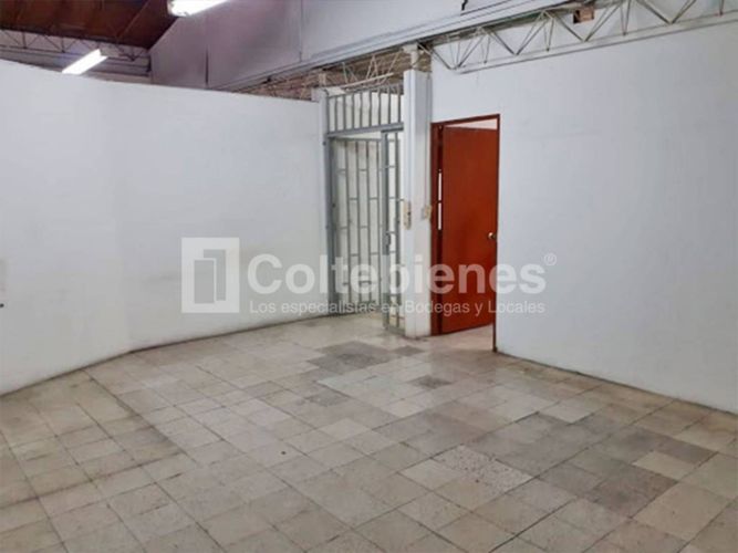 Bodega en arriendo en Colombia, Medellín, 480 m² · foto 6 de 9