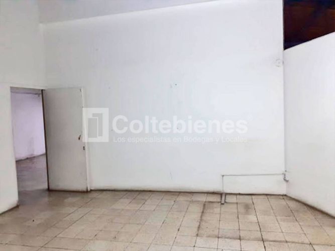 Bodega en arriendo en Colombia, Medellín, 480 m² · foto 7 de 9