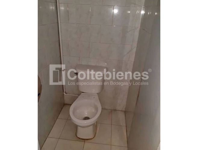 Bodega en arriendo en Colombia, Medellín, 480 m² · foto 9 de 9