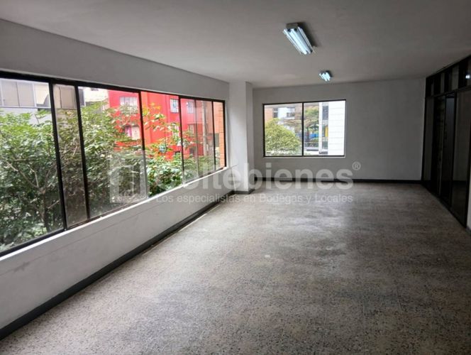 Bodega en arriendo en La Candelaria, Medellín, 150 m² · foto 7 de 10
