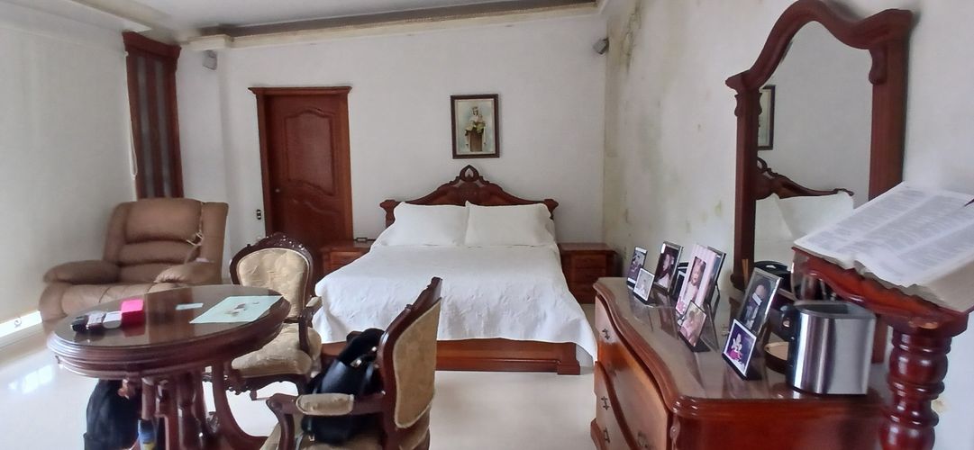 Casa de 5 alcobas en venta en Medina Del Campo, Floridablanca, 500 m² · foto 11 de 24