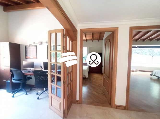 Casa de 4 alcobas en venta en El Diamante No. 2, Medellín, 373 m² · foto 10 de 19