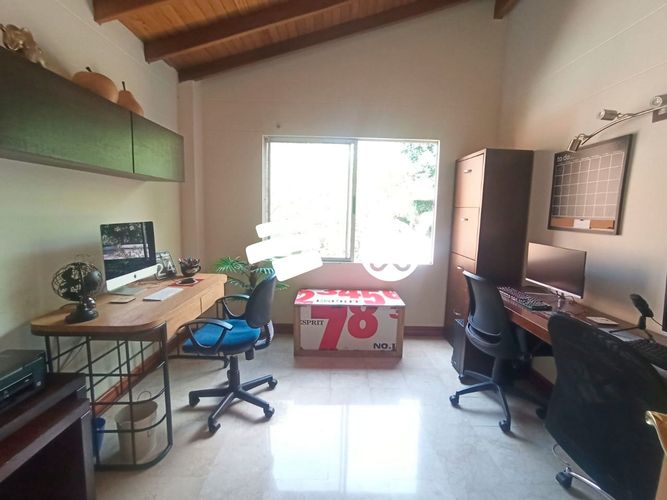 Casa de 4 alcobas en venta en El Diamante No. 2, Medellín, 373 m² · foto 14 de 19