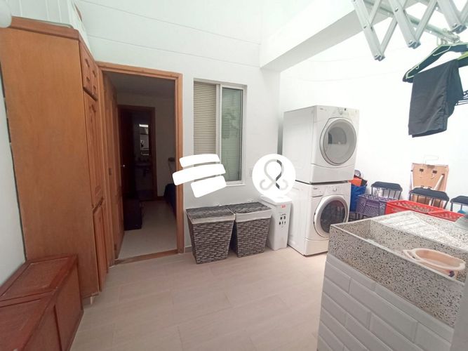 Casa de 4 alcobas en venta en El Diamante No. 2, Medellín, 373 m² · foto 15 de 19