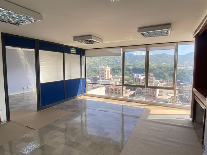 Oficina en arriendo en San Jose Sur, Pereira, 60 m² · foto 2 de 8