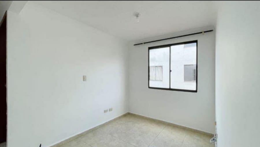 Casa en venta en Bosques De Santa Elena, Pereira · foto 2 de 10