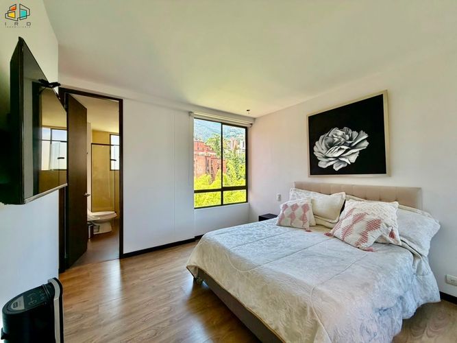 Apartamento de 4 alcobas en arriendo en Las Lomas No.2, Medellín, 150 m² · foto 9 de 24