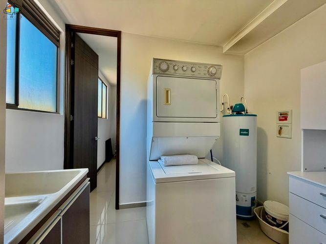 Apartamento de 4 alcobas en arriendo en Las Lomas No.2, Medellín, 150 m² · foto 6 de 24