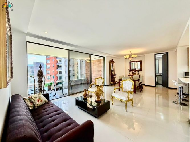 Apartamento de 4 alcobas en arriendo en Las Lomas No.2, Medellín, 150 m² · foto 13 de 24