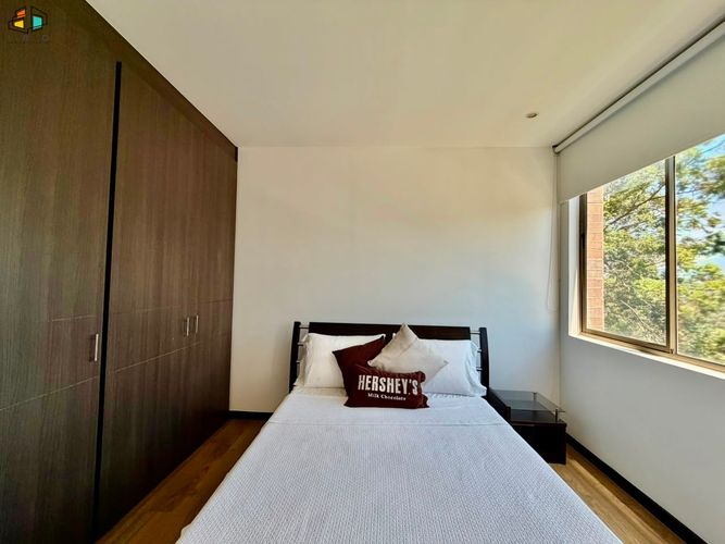 Apartamento de 4 alcobas en arriendo en Las Lomas No.2, Medellín, 150 m² · foto 15 de 24
