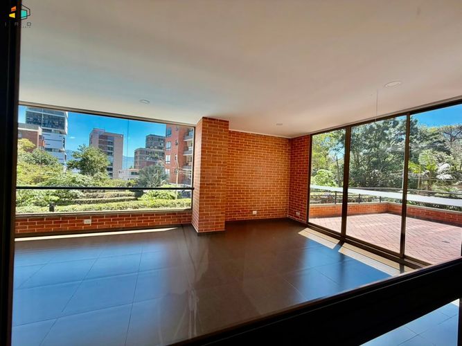 Apartamento de 4 alcobas en arriendo en Las Lomas No.2, Medellín, 150 m² · foto 20 de 24