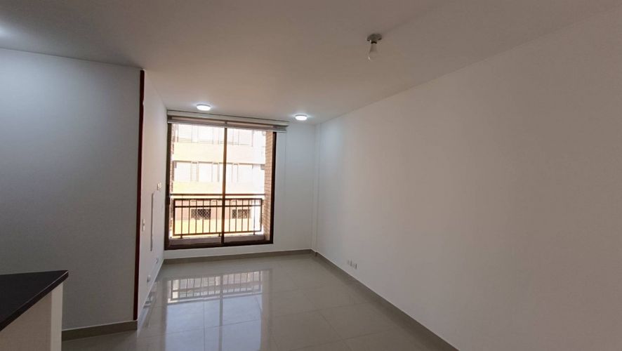 Apartamento en venta en Ciudad Berna, Bogotá · foto 2 de 24