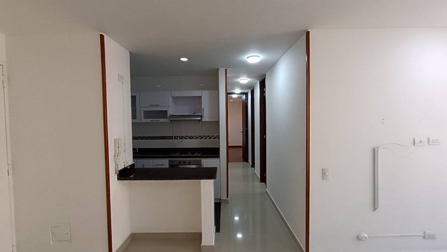 Apartamento en venta en Ciudad Berna, Bogotá · foto 4 de 24