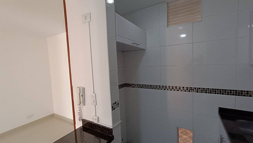 Apartamento en venta en Ciudad Berna, Bogotá · foto 8 de 24