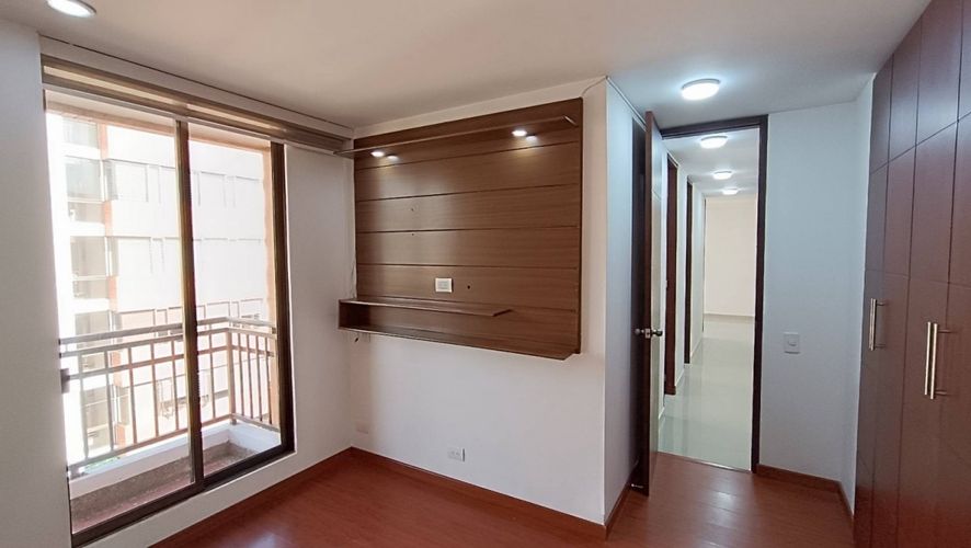Apartamento en venta en Ciudad Berna, Bogotá · foto 22 de 24