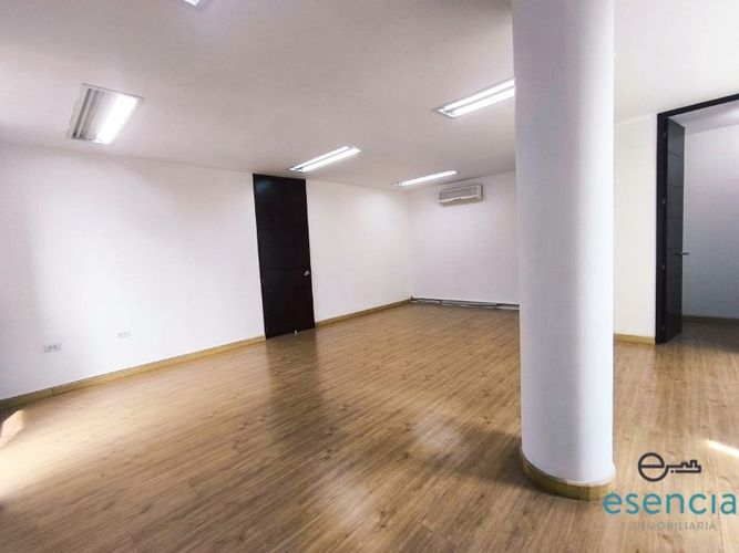 Oficina en arriendo en Los Balsos, Medellín, 73 m² · foto 5 de 12