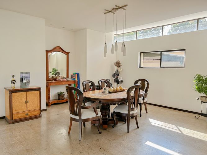 Casa de 5 alcobas en venta en Alfaguara, Jamundí, 980 m² · foto 7 de 24