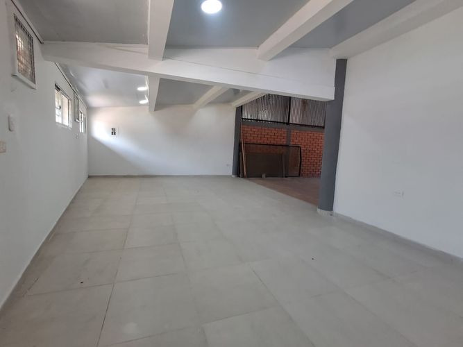Bodega en arriendo en Santa Isabel Et. Ii, Dosquebradas, 166 m² · foto 3 de 10