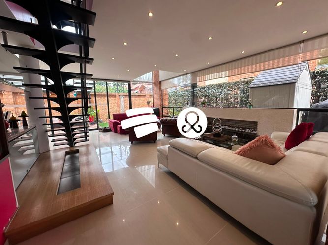 Casa de 4 alcobas en venta en Villa Olimpica, Chía, 256 m² · foto 14 de 24