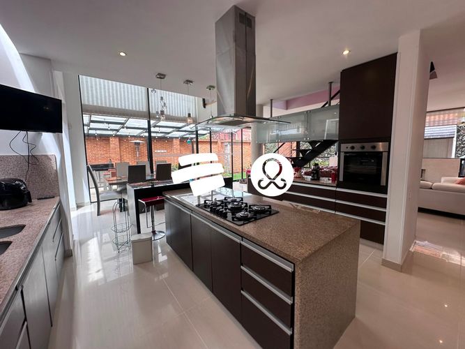 Casa de 4 alcobas en venta en Villa Olimpica, Chía, 256 m² · foto 15 de 24