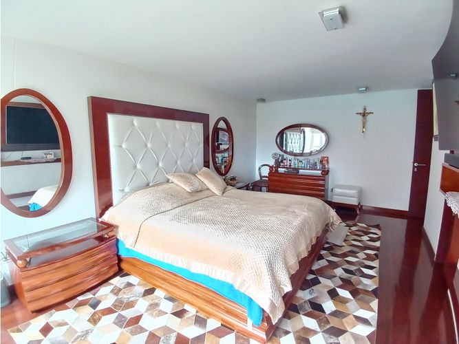 Apartamento de 4 alcobas en venta en Ciudad Salitre Oriental, Bogotá, 236 m² · foto 8 de 24