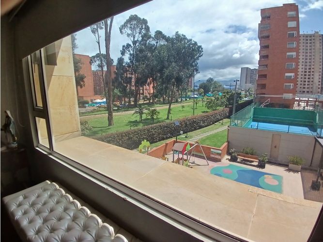 Apartamento de 4 alcobas en venta en Ciudad Salitre Oriental, Bogotá, 236 m² · foto 16 de 24