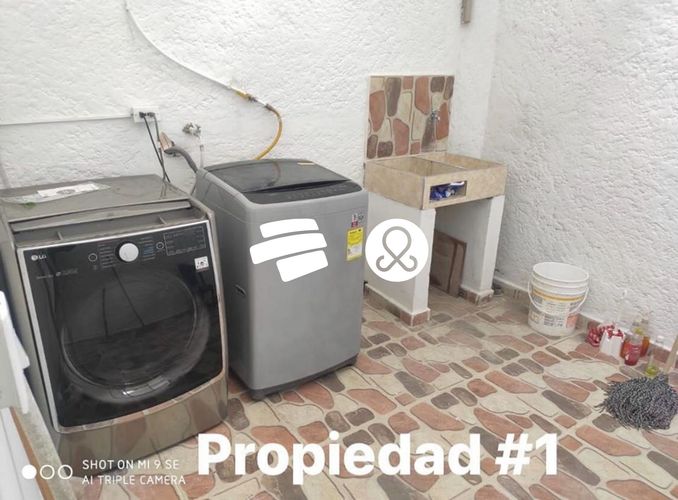 Casa de 7 alcobas en venta en Prado, Medellín, 231 m² · foto 5 de 13