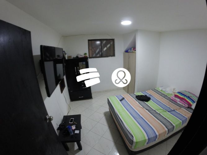 Casa de 7 alcobas en venta en Prado, Medellín, 231 m² · foto 9 de 13
