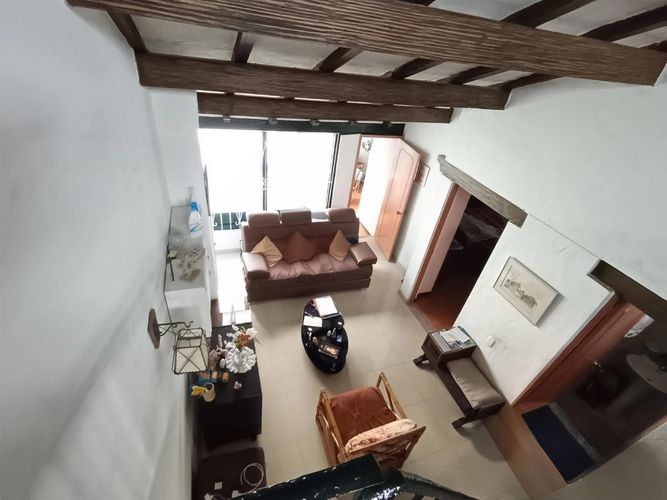 Casa de 5 alcobas en venta en La Floresta, Bogotá, 209 m² · foto 5 de 22