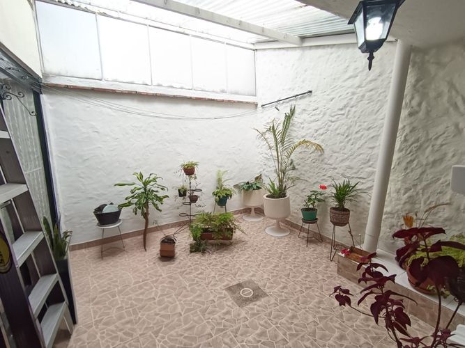 Casa de 5 alcobas en venta en La Floresta, Bogotá, 209 m² · foto 12 de 22