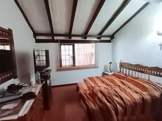 Casa de 5 alcobas en venta en La Floresta, Bogotá, 209 m² · foto 19 de 22
