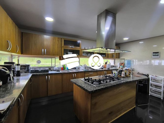 Casa de 4 alcobas en venta en El Virrey, Bogotá · foto 10 de 24