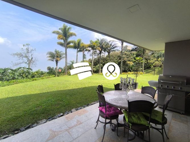 Casa de 4 alcobas en venta en El Virrey, Bogotá · foto 12 de 24