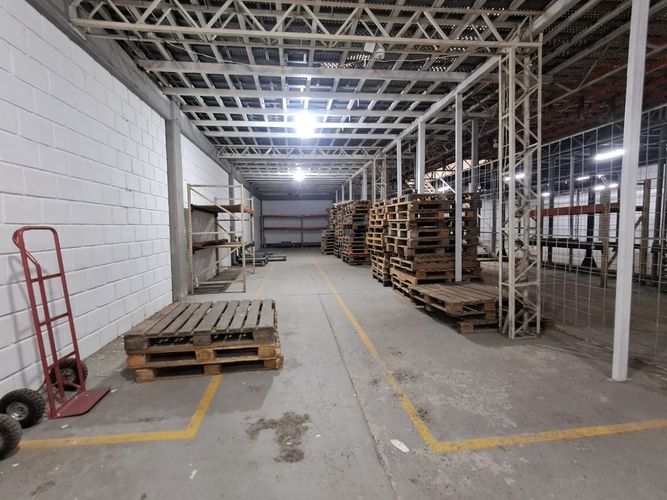 Bodega en arriendo en Santana, Dosquebradas, 250 m² · foto 4 de 8