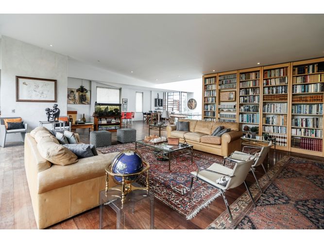 Apartamento de 2 alcobas en venta en La Cabrera, Bogotá, 588 m² · foto 3 de 24