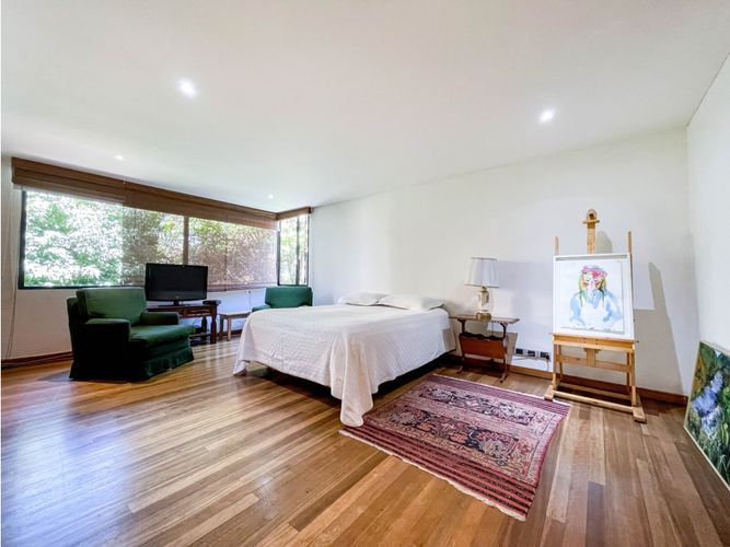 Casa de 5 alcobas en venta en El Refugio, Bogotá, 420 m² · foto 19 de 24