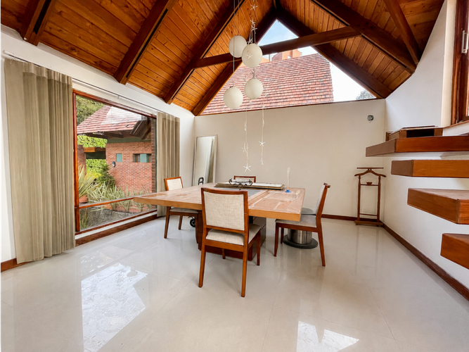 Casa de 4 alcobas en venta en Sierras Del Moral, Bogotá, 264 m² · foto 3 de 16