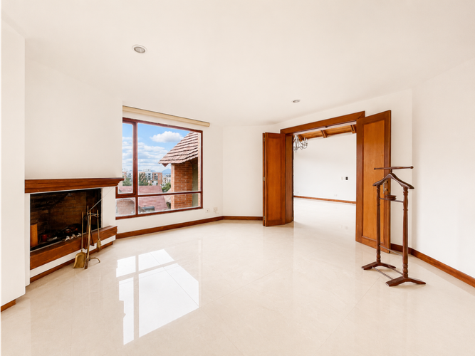 Casa de 4 alcobas en venta en Sierras Del Moral, Bogotá, 264 m² · foto 6 de 16