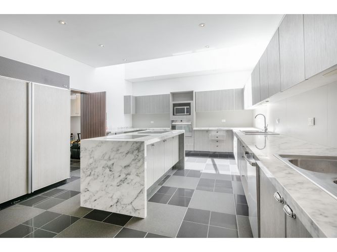 Casa de 3 alcobas en venta en Santa Ana Oriental, Bogotá, 698 m² · foto 9 de 24