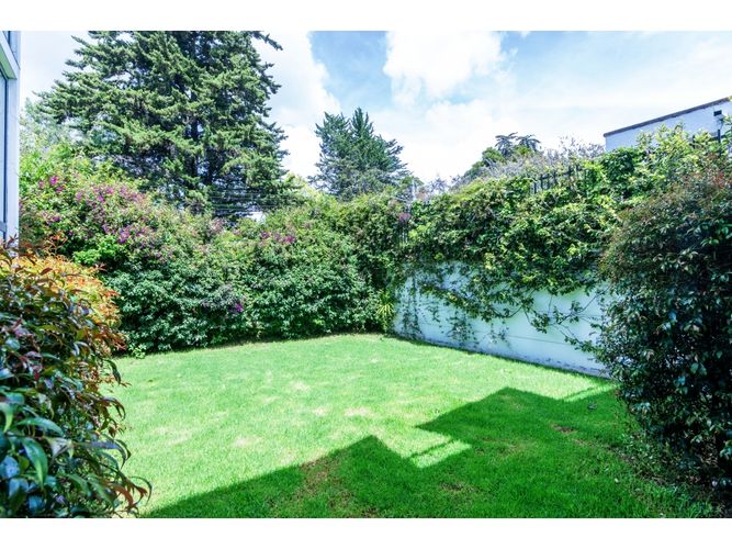 Casa de 3 alcobas en venta en Santa Ana Oriental, Bogotá, 698 m² · foto 12 de 24