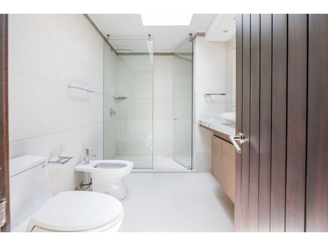 Casa de 3 alcobas en venta en Santa Ana Oriental, Bogotá, 698 m² · foto 17 de 24