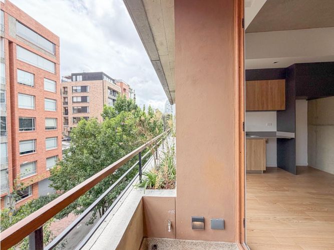 Apartaestudio en venta en El Virrey, Bogotá, 50 m² · foto 3 de 14