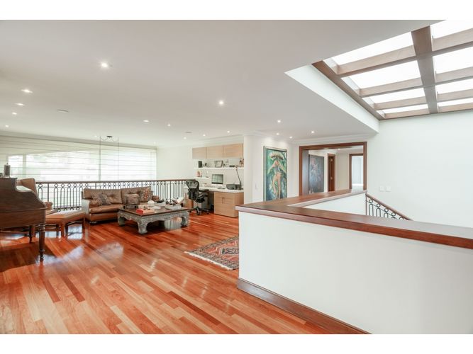Apartamento de 4 alcobas en venta en Los Rosales, Bogotá, 887 m² · foto 11 de 24