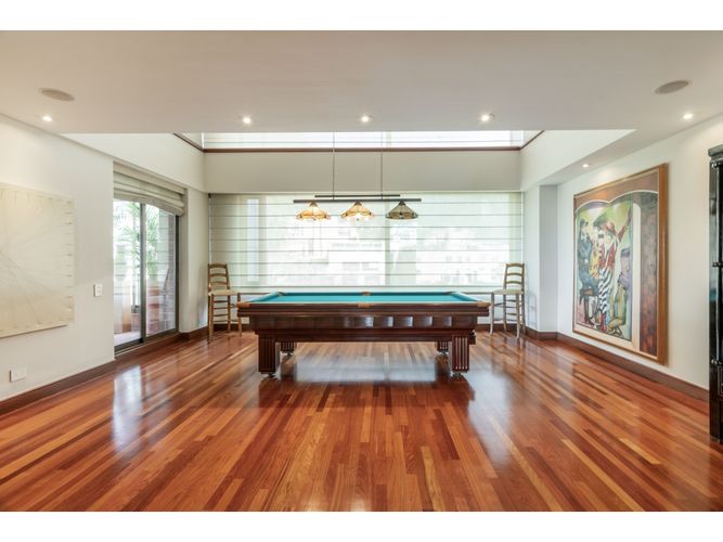 Apartamento de 4 alcobas en venta en Los Rosales, Bogotá, 887 m² · foto 13 de 24