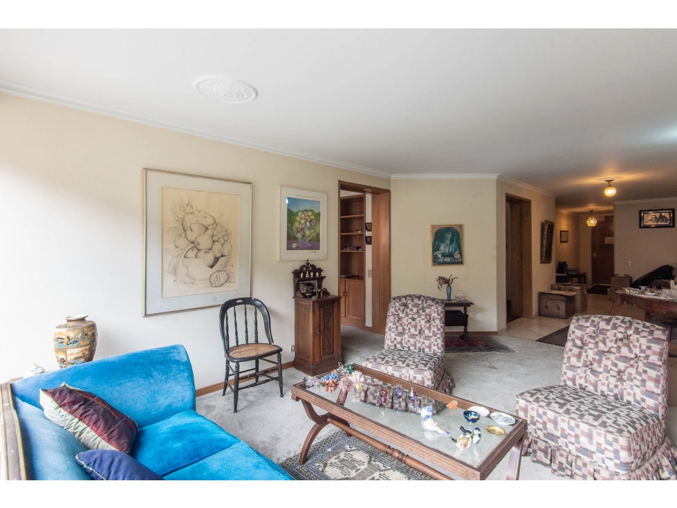 Apartamento en venta en Los Rosales, Bogotá · foto 4 de 19