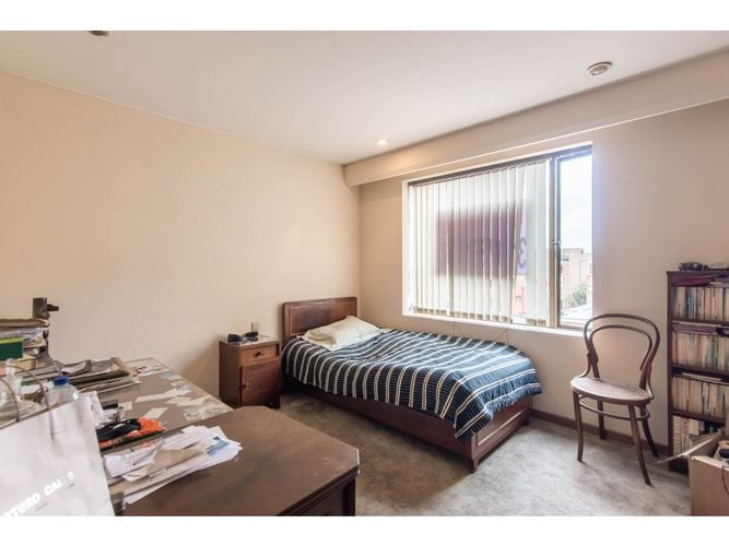 Apartamento en venta en Los Rosales, Bogotá · foto 10 de 19