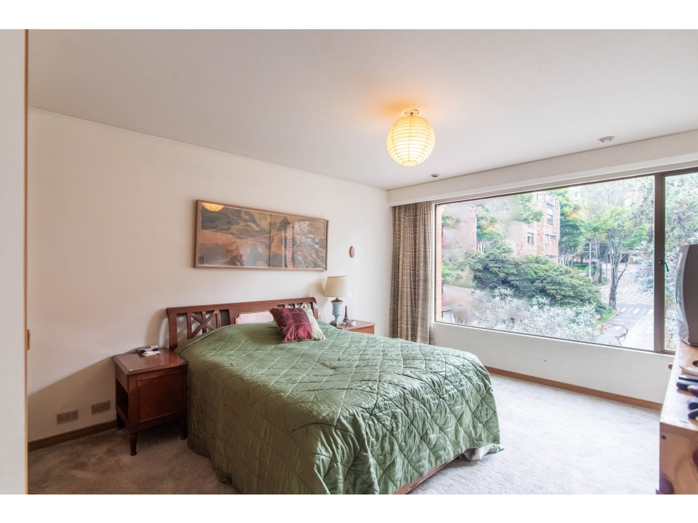 Apartamento en venta en Los Rosales, Bogotá · foto 12 de 19