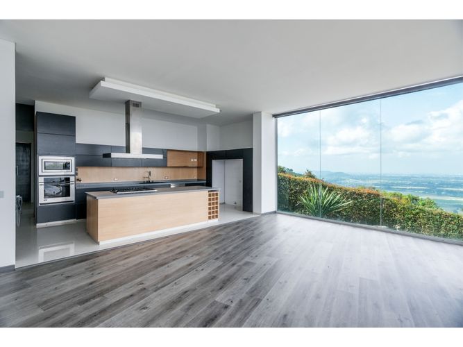 Casa de 4 alcobas en venta en Yerbabuena, Chía, 451 m² · foto 5 de 22