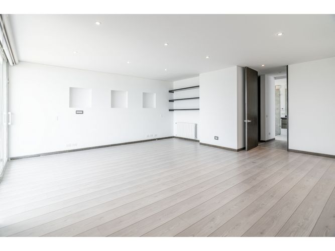Casa de 4 alcobas en venta en Yerbabuena, Chía, 451 m² · foto 9 de 22