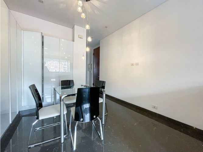 Apartamento de 3 alcobas en venta en Los Rosales, Bogotá, 342 m² · foto 13 de 24